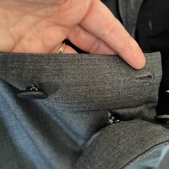 Vince Size 10 woman cool wool blend pants with leather trim and ankle zip - Picture 10 of 13